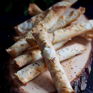 Пурички със спанак и сирене